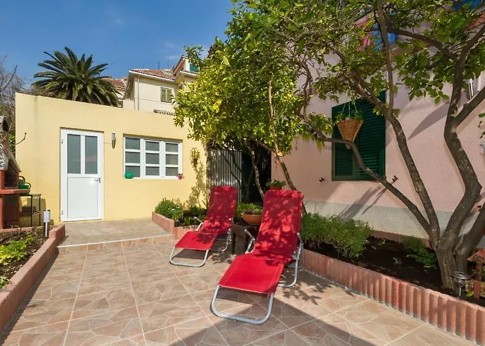 Gasthuis For All Seasons Split